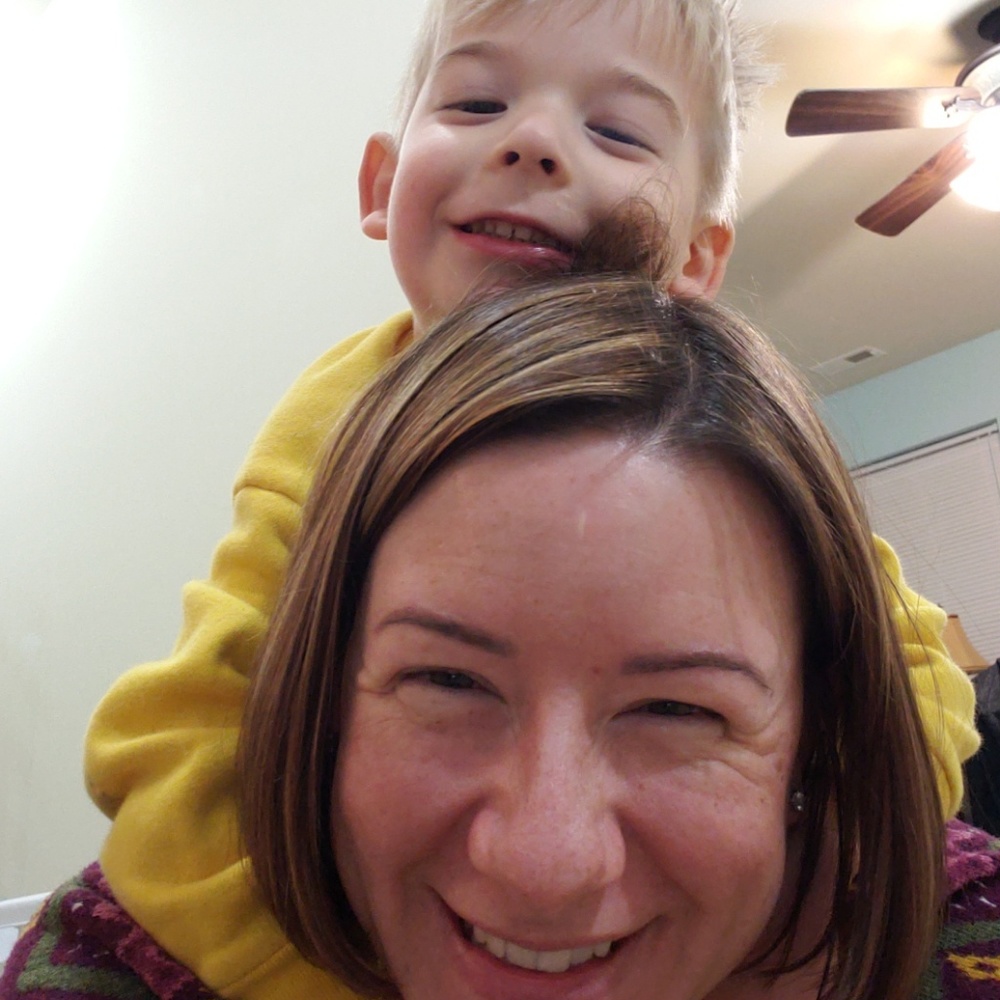 Meet your Posher, Jennifer